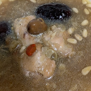 圧力鍋でお手軽サムゲタン 参鶏湯 レシピ 作り方 By Ryoripapa 楽天レシピ